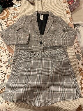 Plaid Two-Piece Belted Skirt Set in Gray